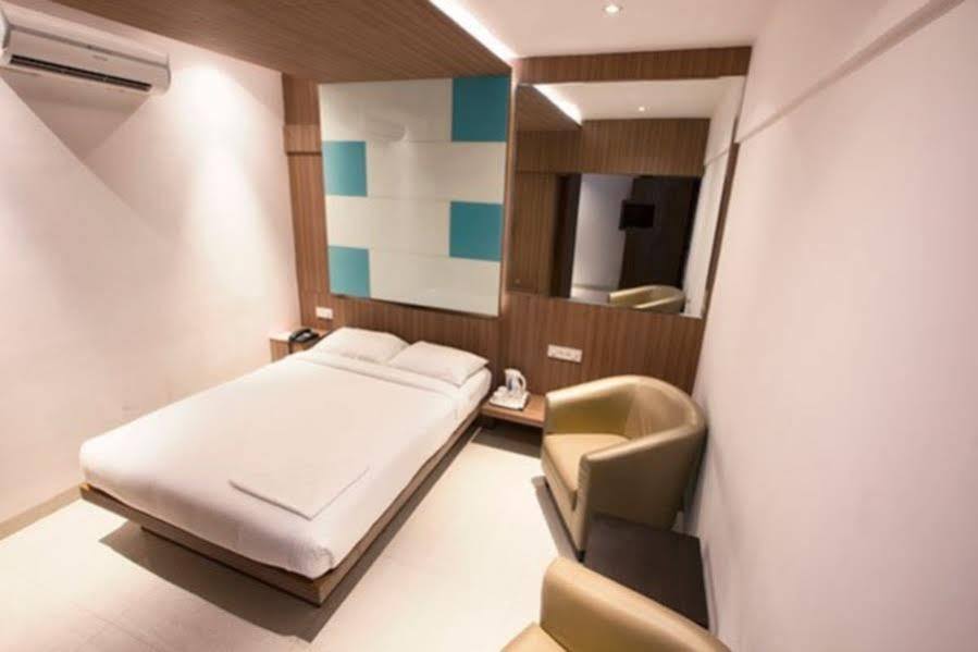 Itsy Hotels Hiland Suites بنغالور المظهر الخارجي الصورة